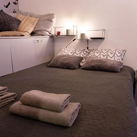 Апартаменти Lovely Nest