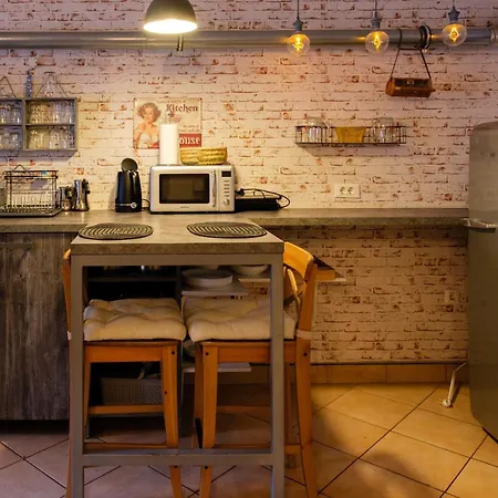 Апартаменти Lovely Nest Любляна