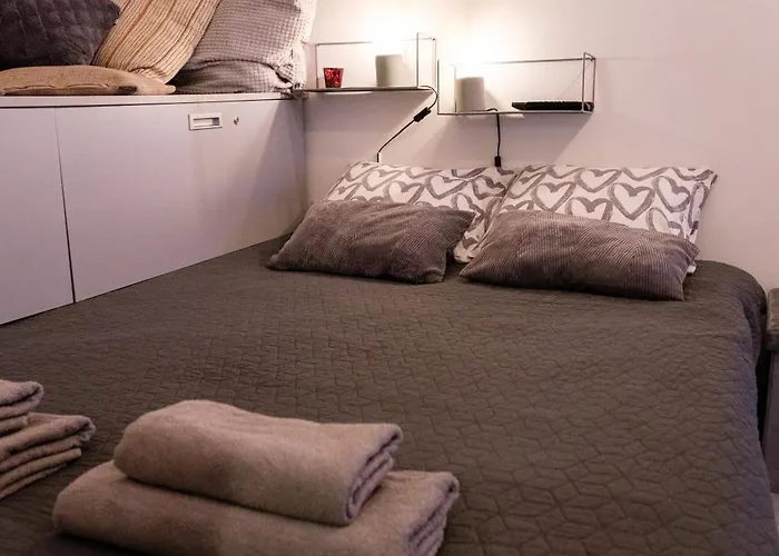 Apartment Lovely Nest